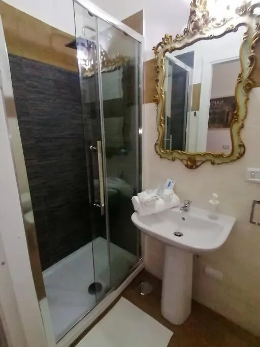 Domus Carbonari Apartment Naples Italy