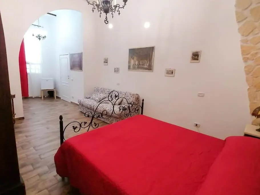Domus Carbonari Apartment Naples